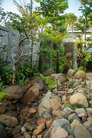 Le Chanthou Boutique