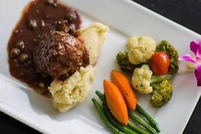 Le Chanthou Boutique