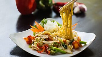 Le Chanthou Boutique