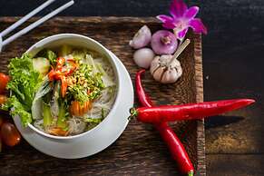 Le Chanthou Boutique