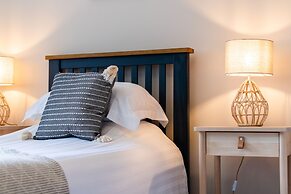 The Sands - Sea Front Apartments