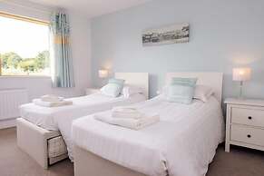 The Sands - Sea Front Apartments