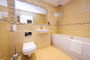 The Sands - Sea Front Apartments