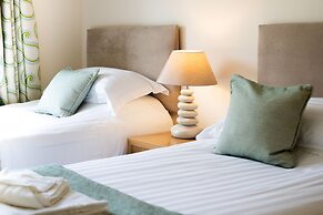 The Sands - Sea Front Apartments