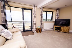 The Sands - Sea Front Apartments