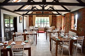 At the Farmhouse Hunters Hall