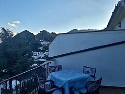 Apartamentos Sierra del Hacho