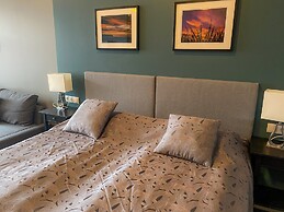 Bakki Hostel and Apartments