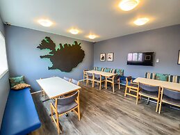 Bakki Hostel and Apartments