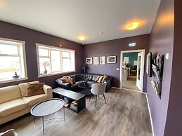 Bakki Hostel and Apartments