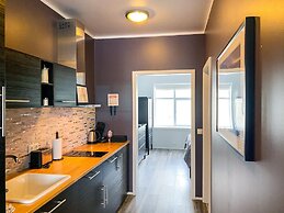 Bakki Hostel and Apartments