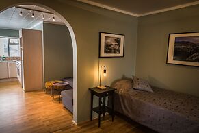 Bakki Hostel and Apartments