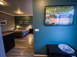 Bakki Hostel and Apartments