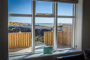 Bakki Hostel and Apartments