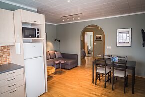 Bakki Hostel and Apartments