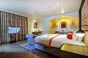 The Lalit London