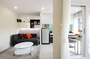 The Scene Condo By The Rich