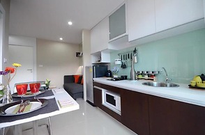 The Scene Condo By The Rich