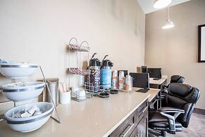 Comfort Inn & Suites