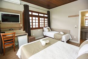 Pousada Três Pinheiros