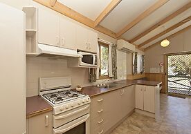 Rainbow Pines Tourist Caravan Park