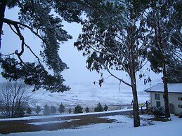 Rainbow Pines Tourist Caravan Park