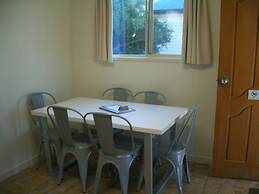 Rainbow Pines Tourist Caravan Park