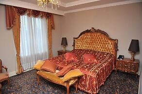 Hotel Intourist Palace Batumi