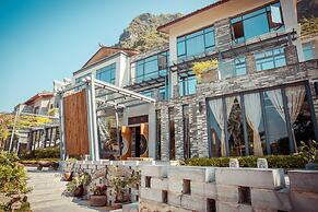 Moonlit Sky Resort