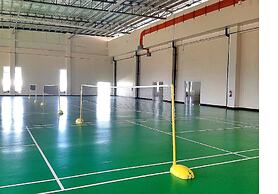 Blowing in the Wind - Lake View Apartments