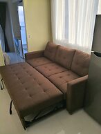 Blowing in the Wind - Lake View Apartments