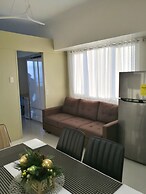 Blowing in the Wind - Lake View Apartments