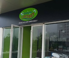 Blowing in the Wind - Lake View Apartments