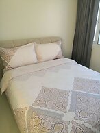 Blowing in the Wind - Lake View Apartments