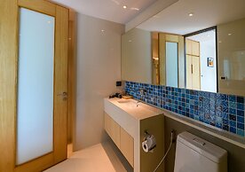 Deep Blue Z10 Pattaya