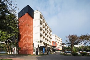 Ausotel Smart Baiyun International Airport T2