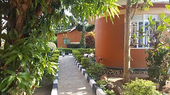 Phenicia Motel