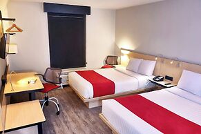 City Express by Marriott Celaya Galerias