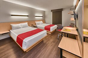 City Express by Marriott Celaya Galerias