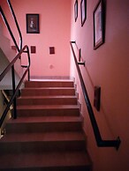 J Residence Motel Entebbe