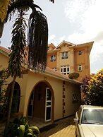J Residence Motel Entebbe