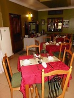 J Residence Motel Entebbe