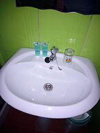 J Residence Motel Entebbe