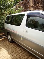 J Residence Motel Entebbe