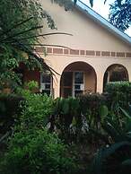 J Residence Motel Entebbe