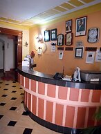 J Residence Motel Entebbe