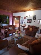 J Residence Motel Entebbe