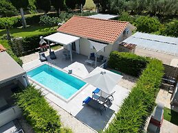 Cypress Garden Villas