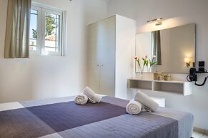 Cypress Garden Villas