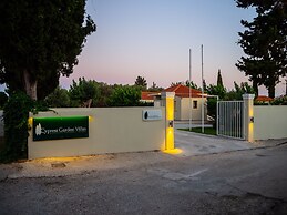 Cypress Garden Villas